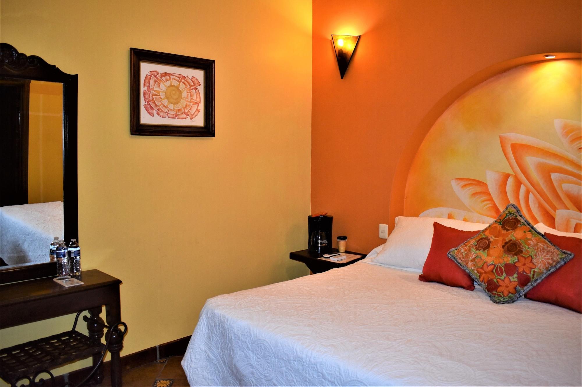 La Villa Del Ensueno Boutique Hotel Tlaquepaque Exterior photo