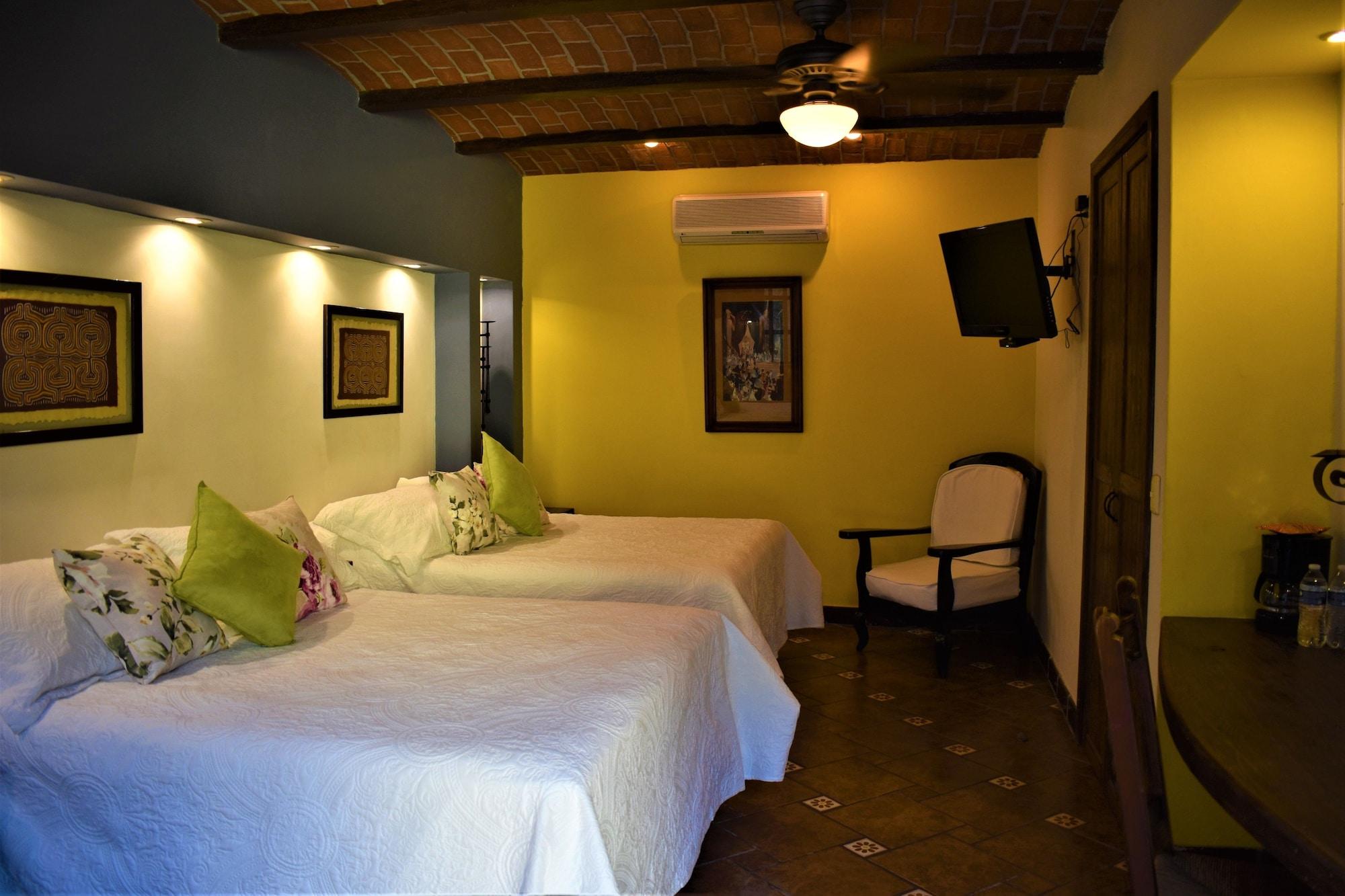 La Villa Del Ensueno Boutique Hotel Tlaquepaque Exterior photo