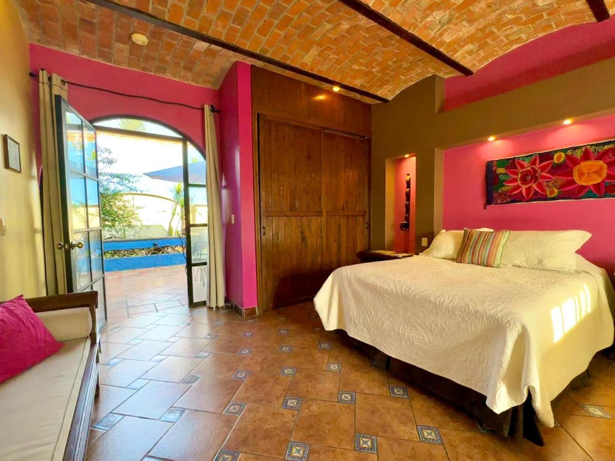 La Villa Del Ensueno Boutique Hotel Tlaquepaque Exterior photo