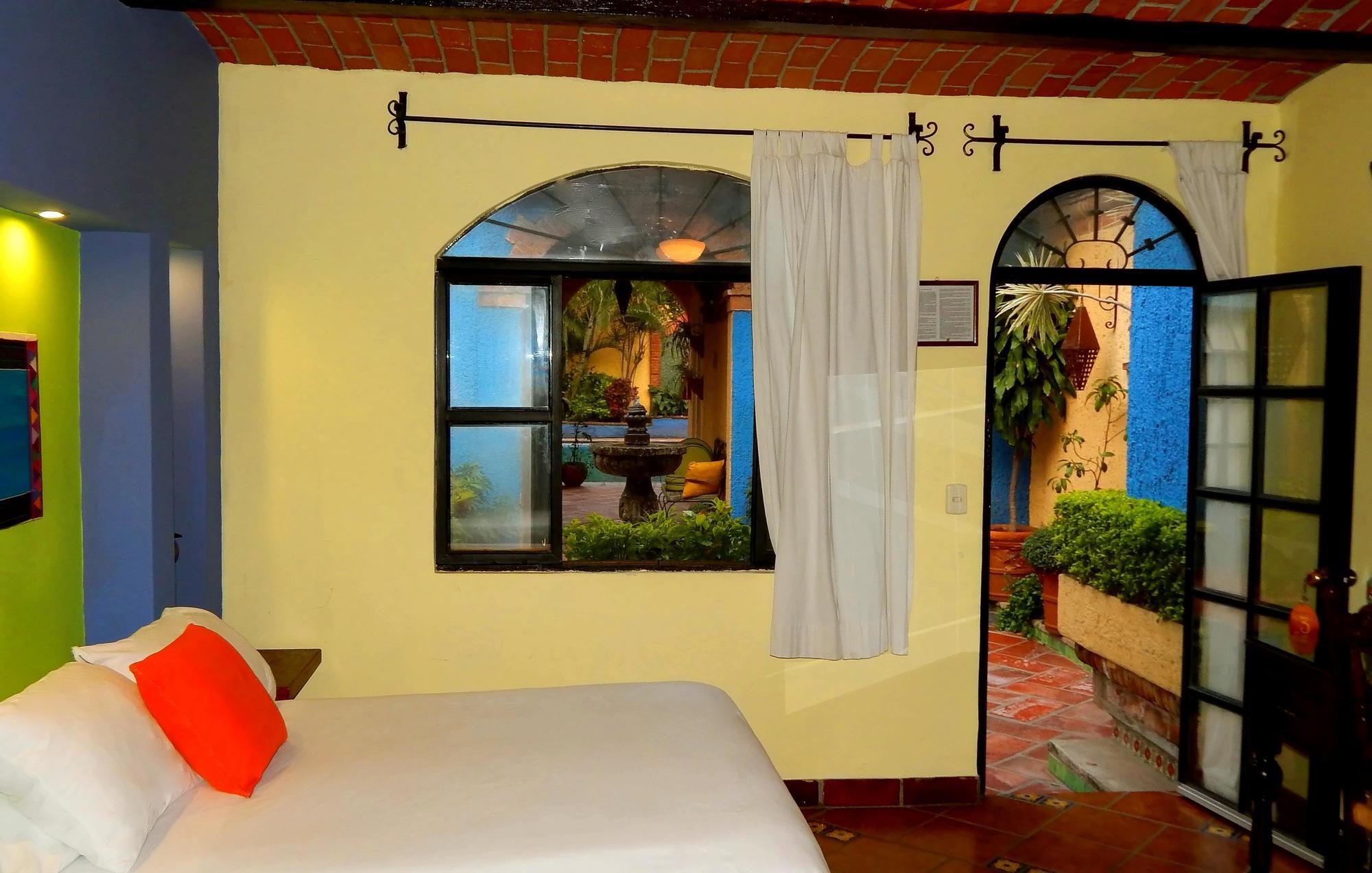 La Villa Del Ensueno Boutique Hotel Tlaquepaque Exterior photo