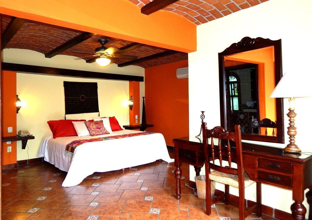 La Villa Del Ensueno Boutique Hotel Tlaquepaque Exterior photo